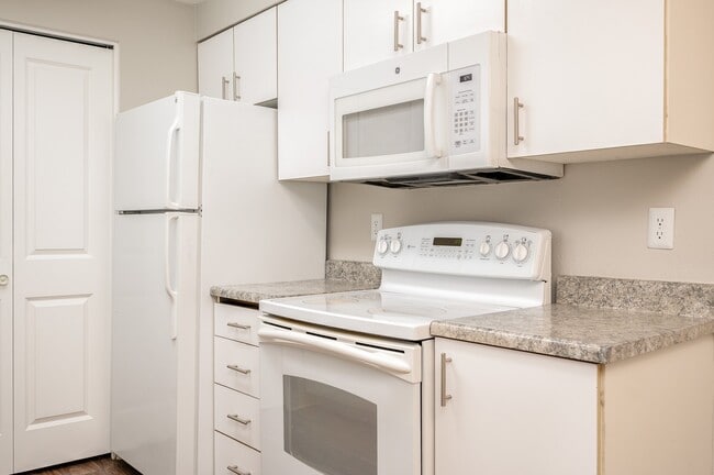 Village at Sunrise | Kitchen - Village at Sunrise