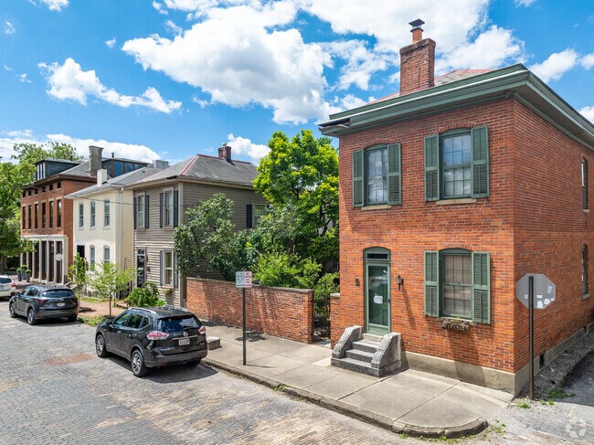 Many homes in German Village were built in the mid and late 1800s.