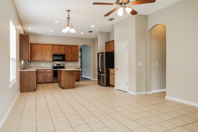 Foto del edificio - 3917 Leatherwood Dr