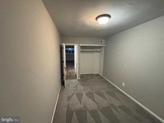 Building Photo - 8514 Verree Rd