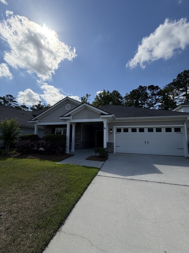 Building Photo - 168 Martello Rd