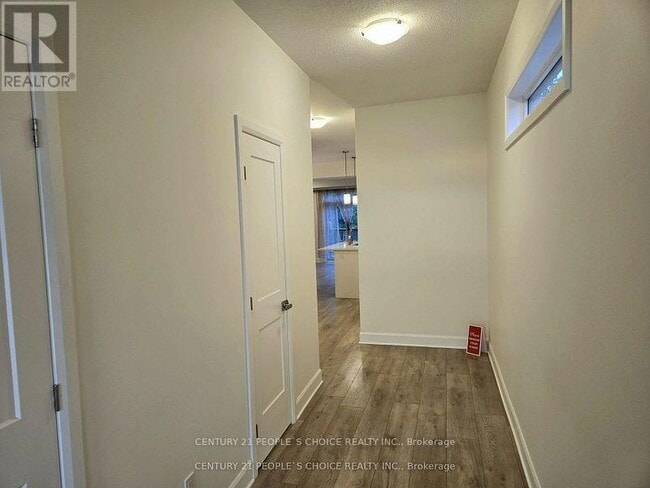 Building Photo - 1614 Tenley Dr