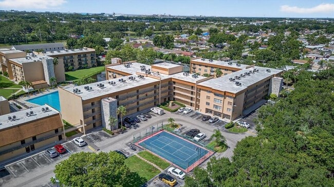 Foto del edificio - 5820 N Church Ave