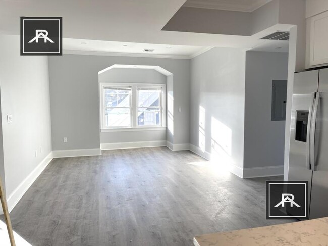 Foto del edificio - 4 bedroom in Brighton MA 02135