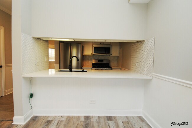 Building Photo - 1192 Regency Dr