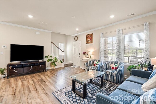 Building Photo - 613 Cedar Knoll Cir
