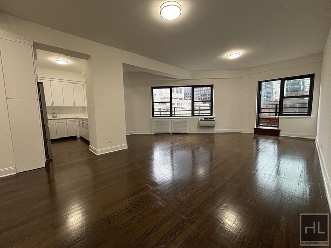 Building Photo - EAST 57 STREET