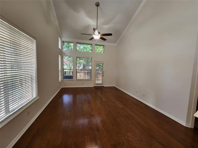 Building Photo - 9829 Castlewood Dr