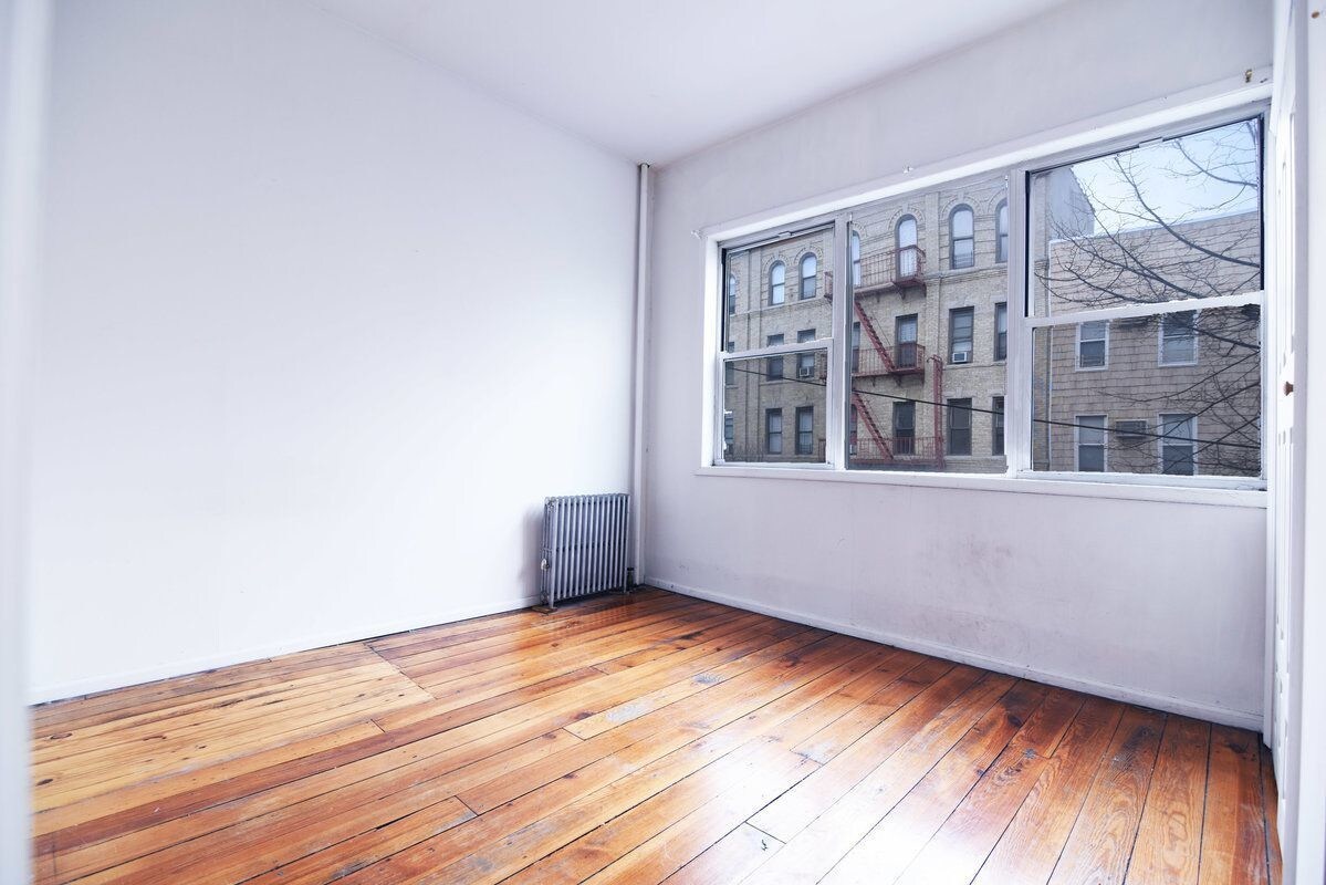 Foto principal - 517 Graham Ave