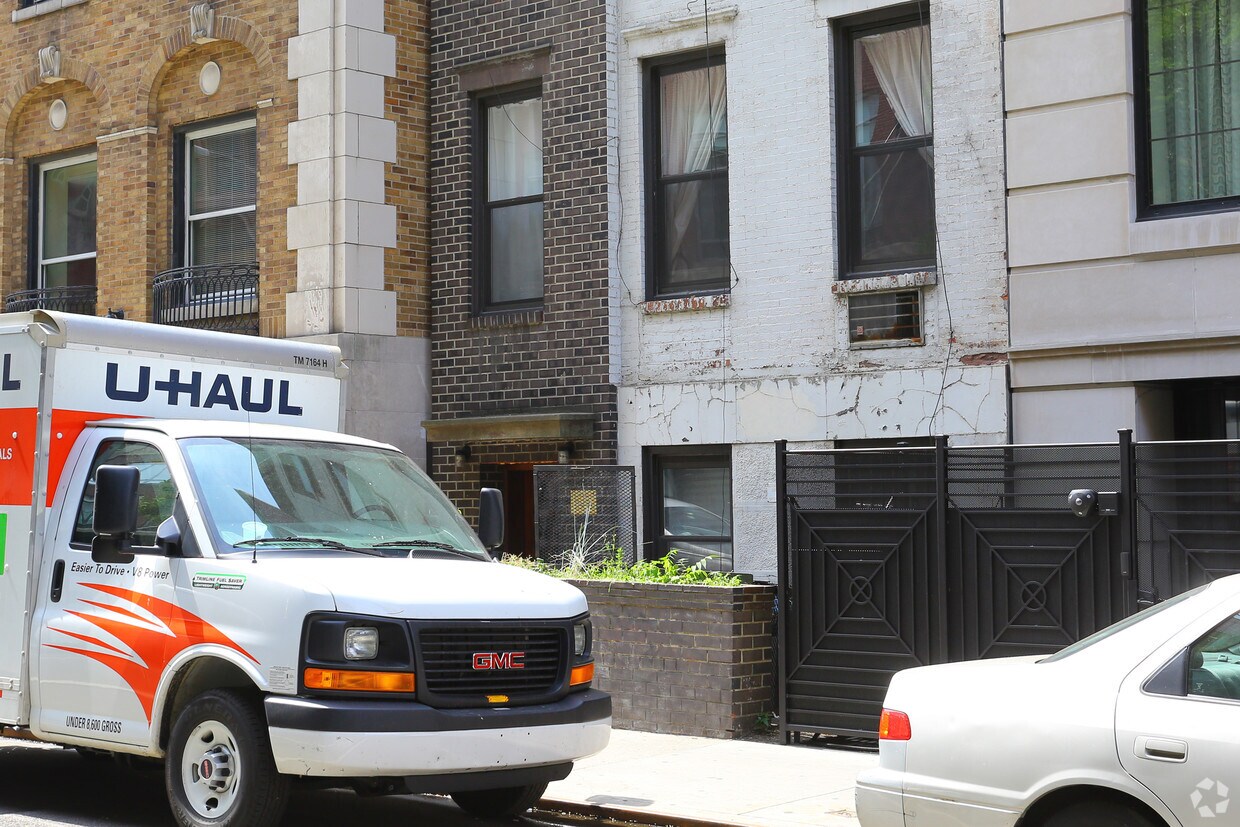 Foto del edificio - 148 W 15th St