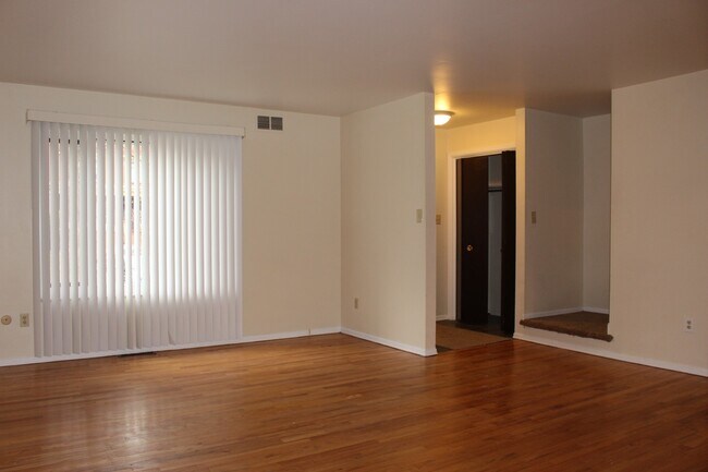 Foto del edificio - TRENT 543