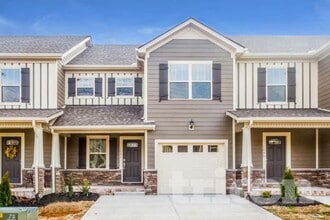 Building Photo - 1093 Neeleys Bend E