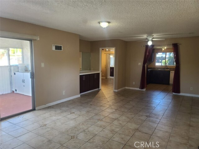 Foto del edificio - 101 E Olive Ave