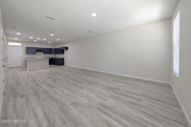Foto del edificio - 1148 E 3rd St