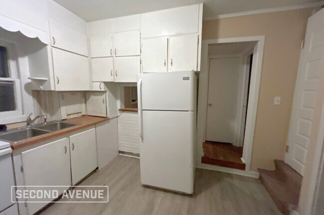 Foto del edificio - 208 S Thomas Ave