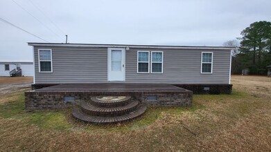 Building Photo - 331 Alvin Rd