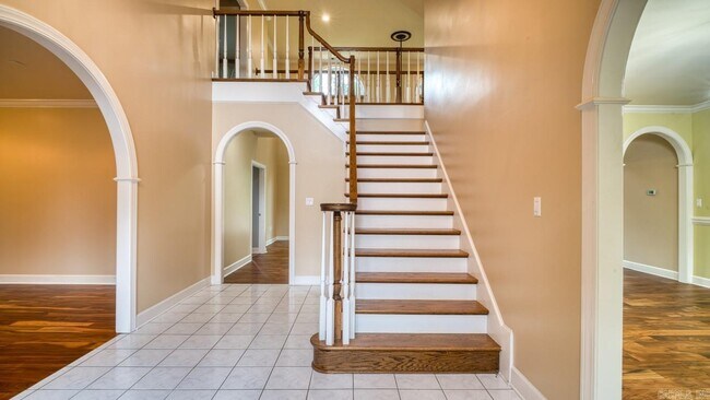 Foto del edificio - 2213 Doral Dr