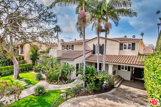 Foto del edificio - 175 N McCadden Pl