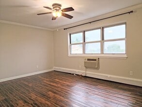 Building Photo - 3600 Charles Ct