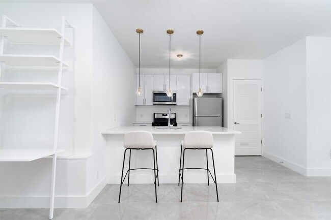 Building Photo - 8621 Churchill Rd