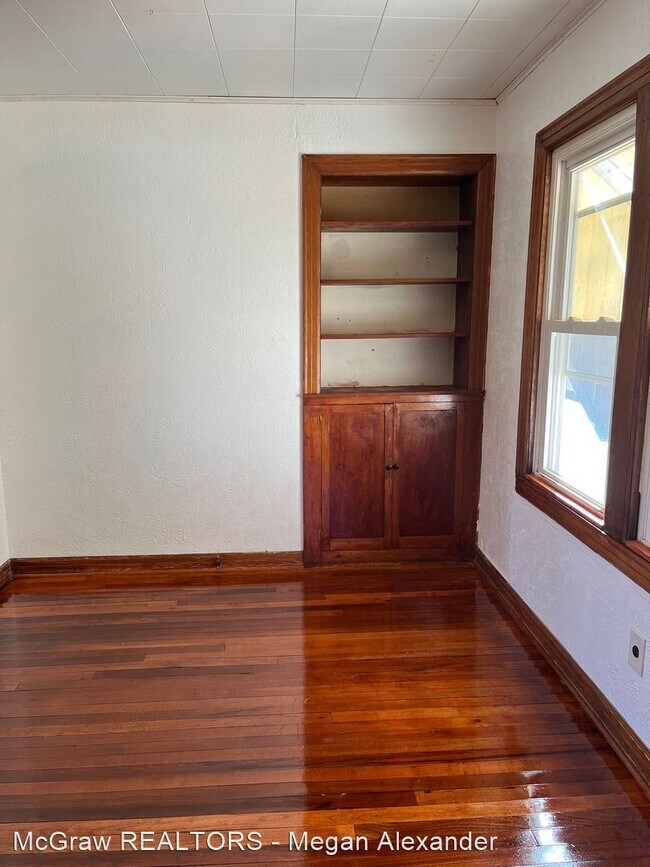 Building Photo - 2 br, 1 bath House - 831 N Highland