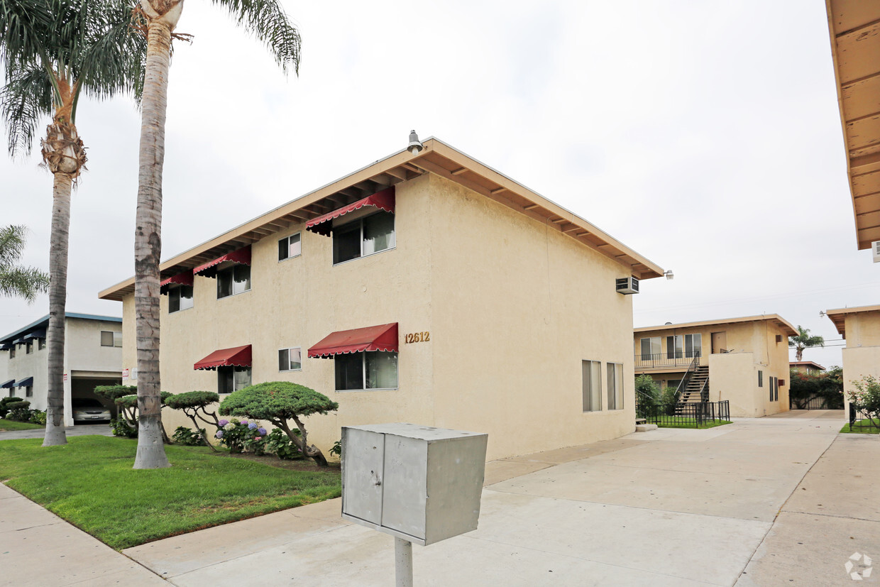 Foto principal - 12612 Sunswept Ave