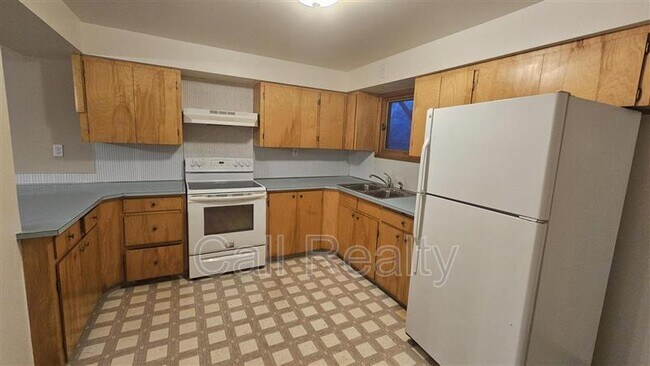 Foto del edificio - 714 W Kiernan Ave