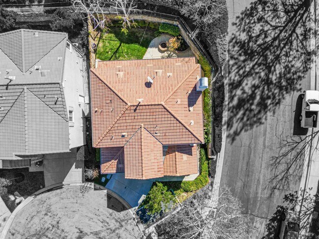 Foto del edificio - 25352 Avanti Ct