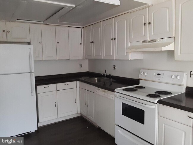 Building Photo - 12612 Red Pepper Ct
