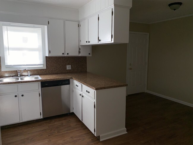 Foto del edificio - 436 Elledge Mill Rd