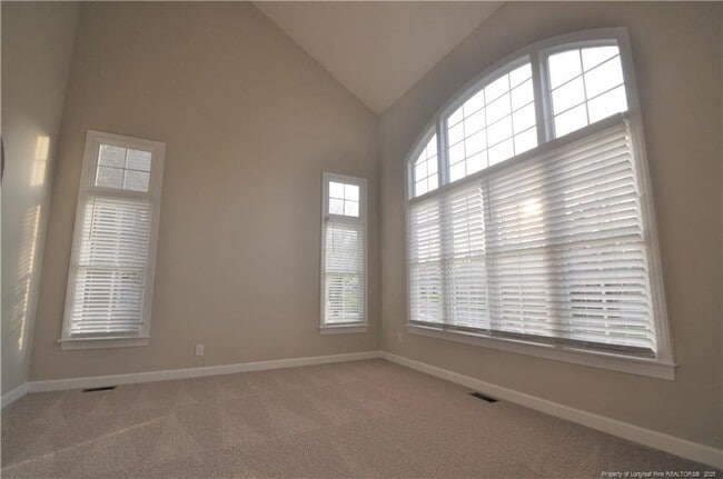 Building Photo - 206 Whiteberry Dr