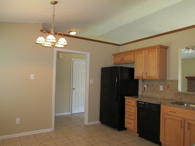 Foto del edificio - 4181 Magnolia Dr