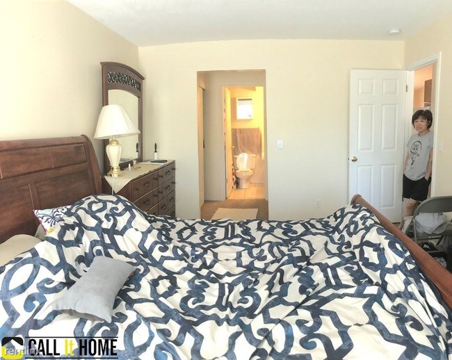 Building Photo - 6042 S Liberty Oaks Cv