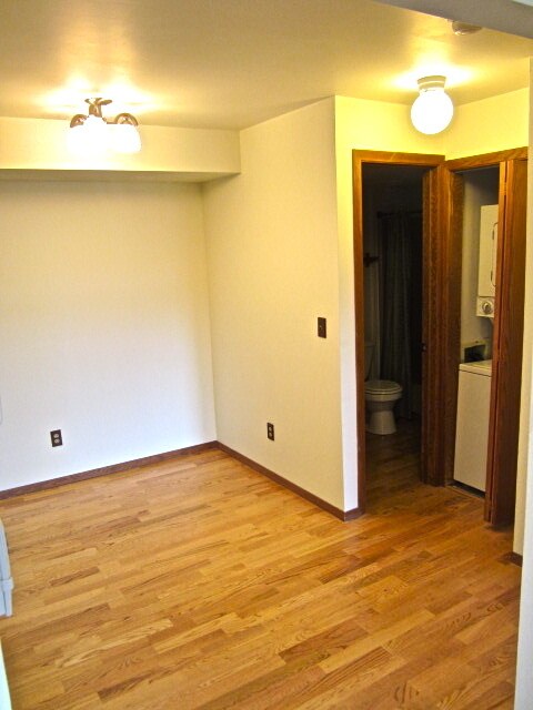 Foto del edificio - FALL PRE-LEASE! Large One Bedroom Top Floo...