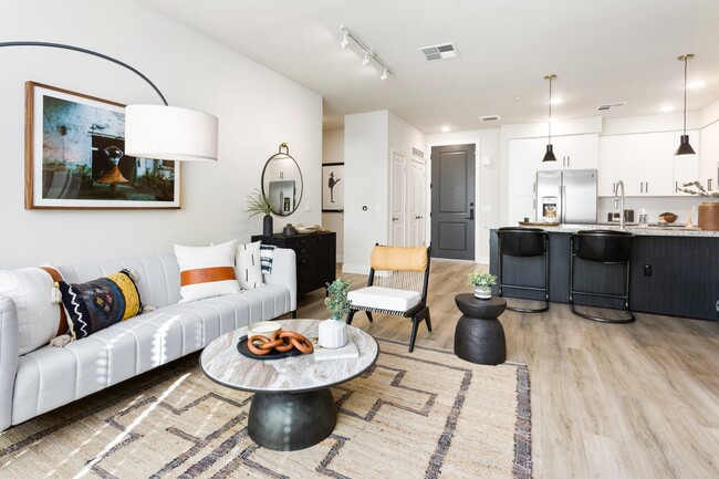 Building Photo - Broadstone Portland