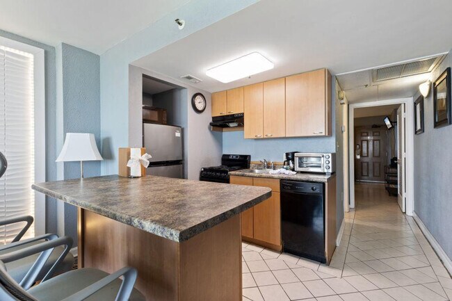 Foto del edificio - 2310 N Ocean Blvd