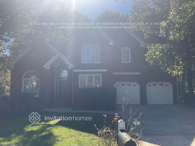 Building Photo - 2205 Thicket Ct