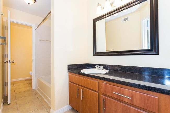 Foto del edificio - 401 FOUNTAINHEAD CIR. #251 KISSIMMEE FL 34741