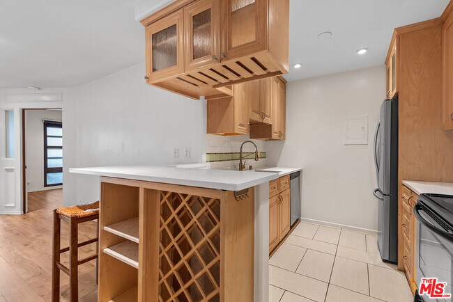 Foto del edificio - 7742 Redlands St