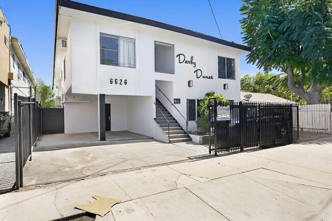 Building Photo - Darby Dunes