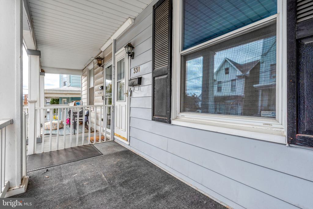 Foto principal - 331 Locust St