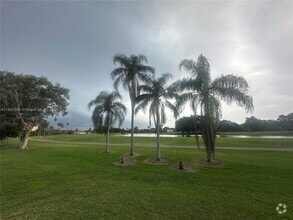 Building Photo - 16251 Golf Club Rd