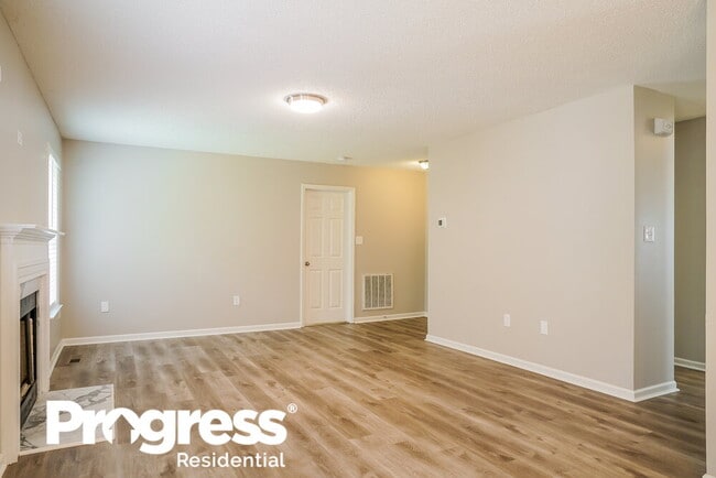 Building Photo - 412 Birdsong Way