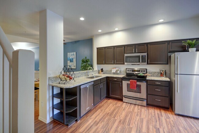 Foto del edificio - 18501 SE Newport Way