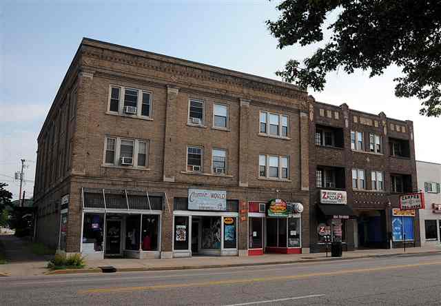 Primary Photo - 332 12th St