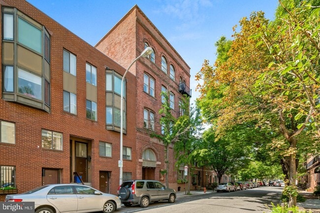 Building Photo - 1720 Lombard St