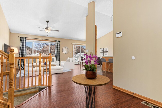 Building Photo - 572 Amur Cir NW