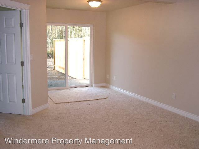 Building Photo - 4250 Spring Creek Ln