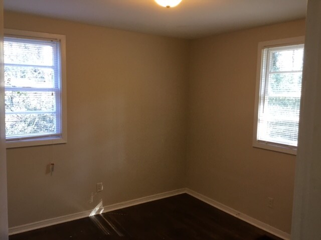 Foto del edificio - 829 Sandy Creek Dr NW