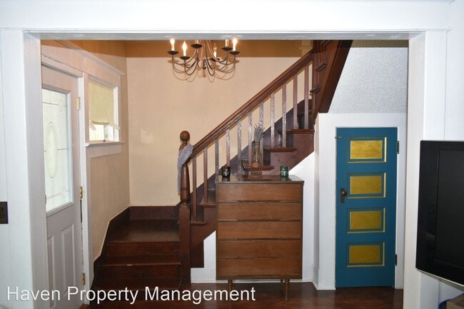 Building Photo - 2 br, 1 bath House - 628 N Anderson St